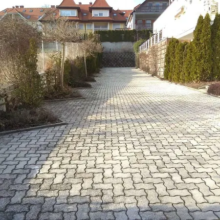 Olivia Apartman Apartman